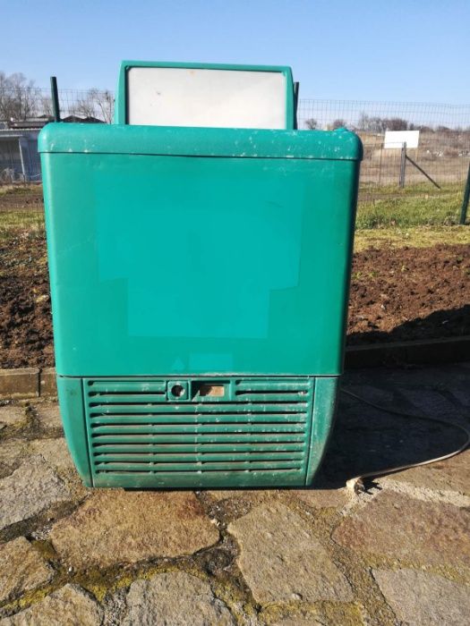 Хладилна витрина