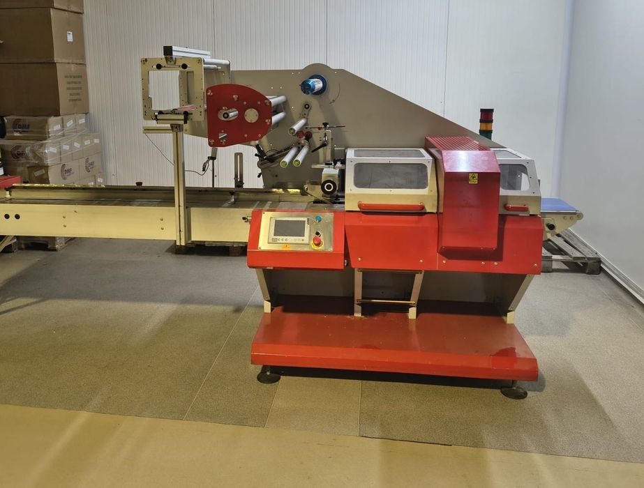 Masina ambalat FLOWPACK Victoria 600 DM