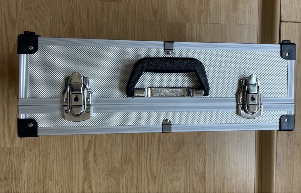 Servueta/case/geanta din aluminiu METX