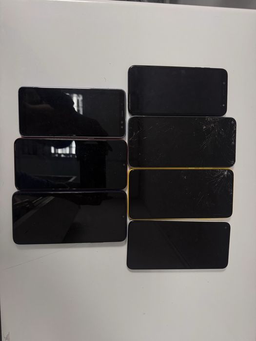 Продаются телефоны