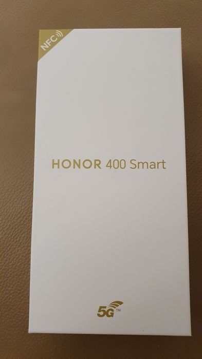 Неразопакован телефон Honor 400 Smart