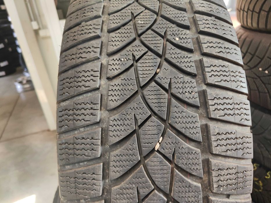 2бр.зимни гуми 235/55/19 Goodyear