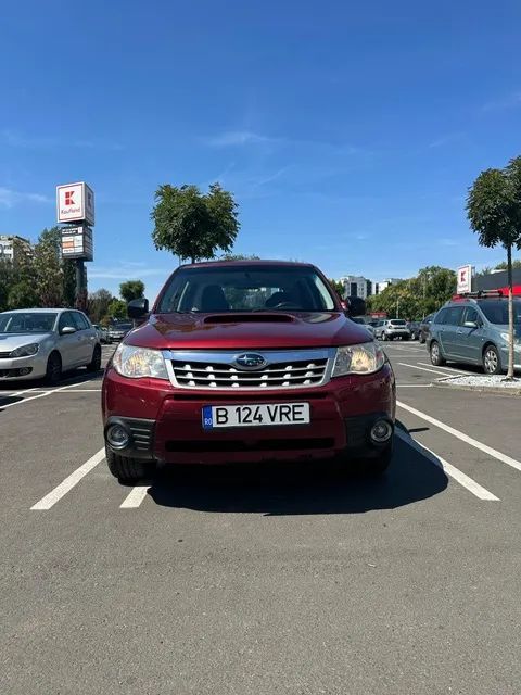 Subaru Forester Masina se prezinta f. bine, are baterie nouă și cauciucuri de iarnă