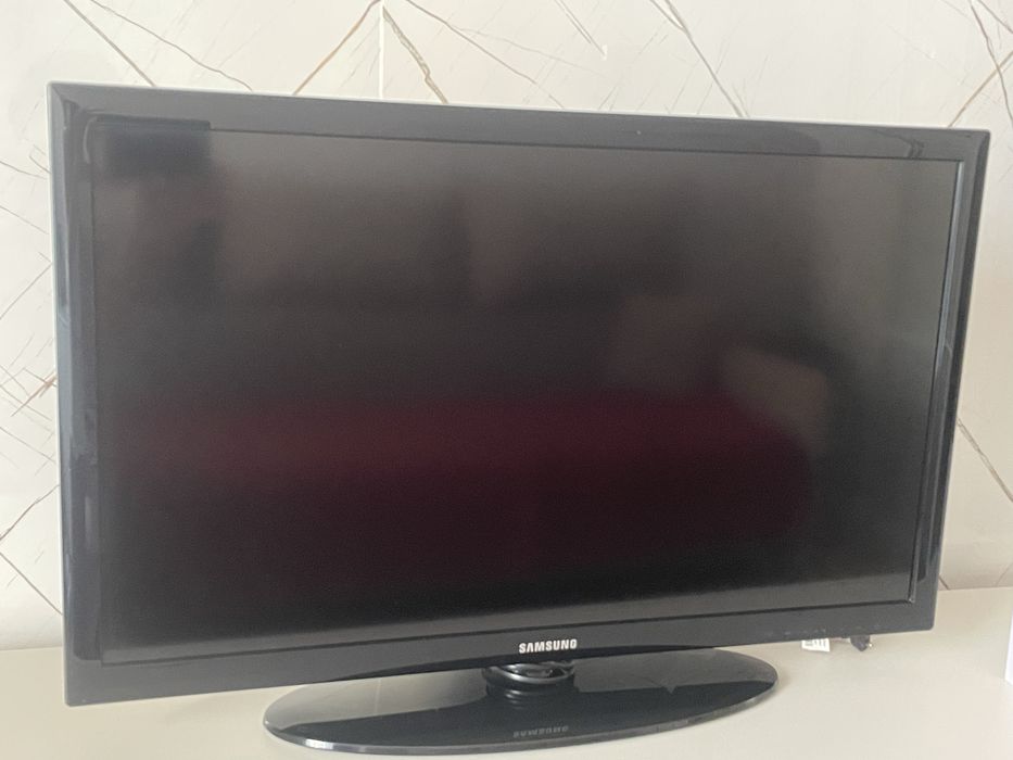 Продам телевизор