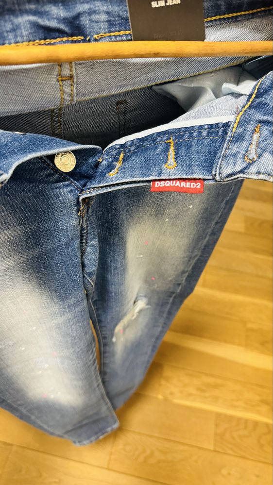 Blugi Dsquared2 nr S
