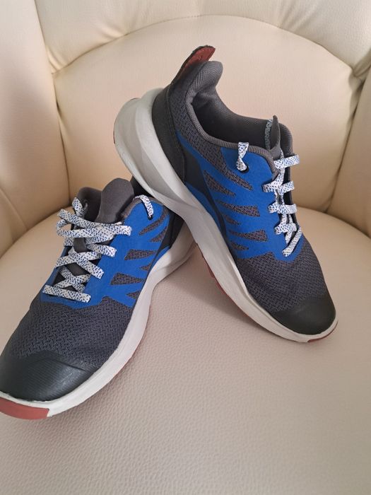 Adidași Salomon nr 35 impecabili