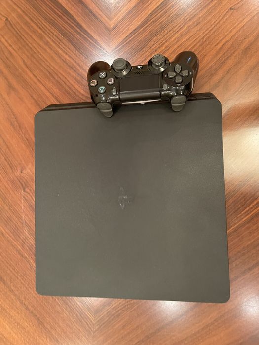 Playstation 4 1TB 18 oyin bor nathi kelishtirib beraman