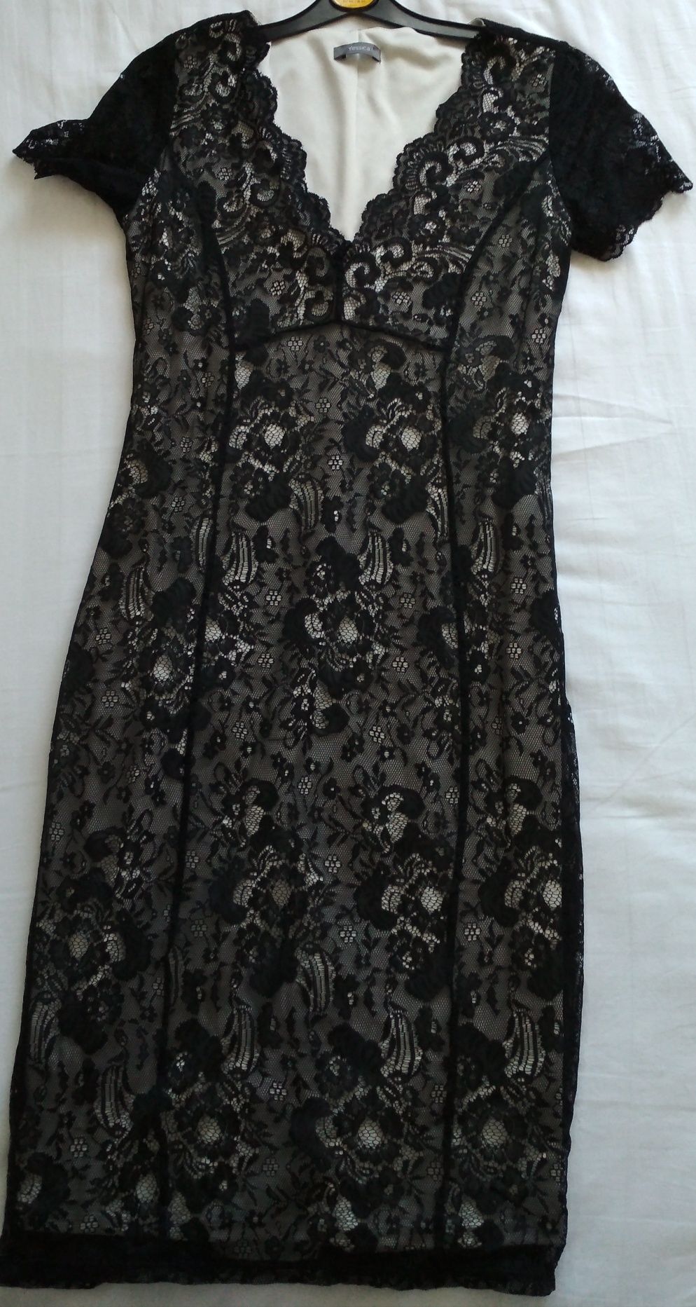 Rochie dantela numarul 38-40
