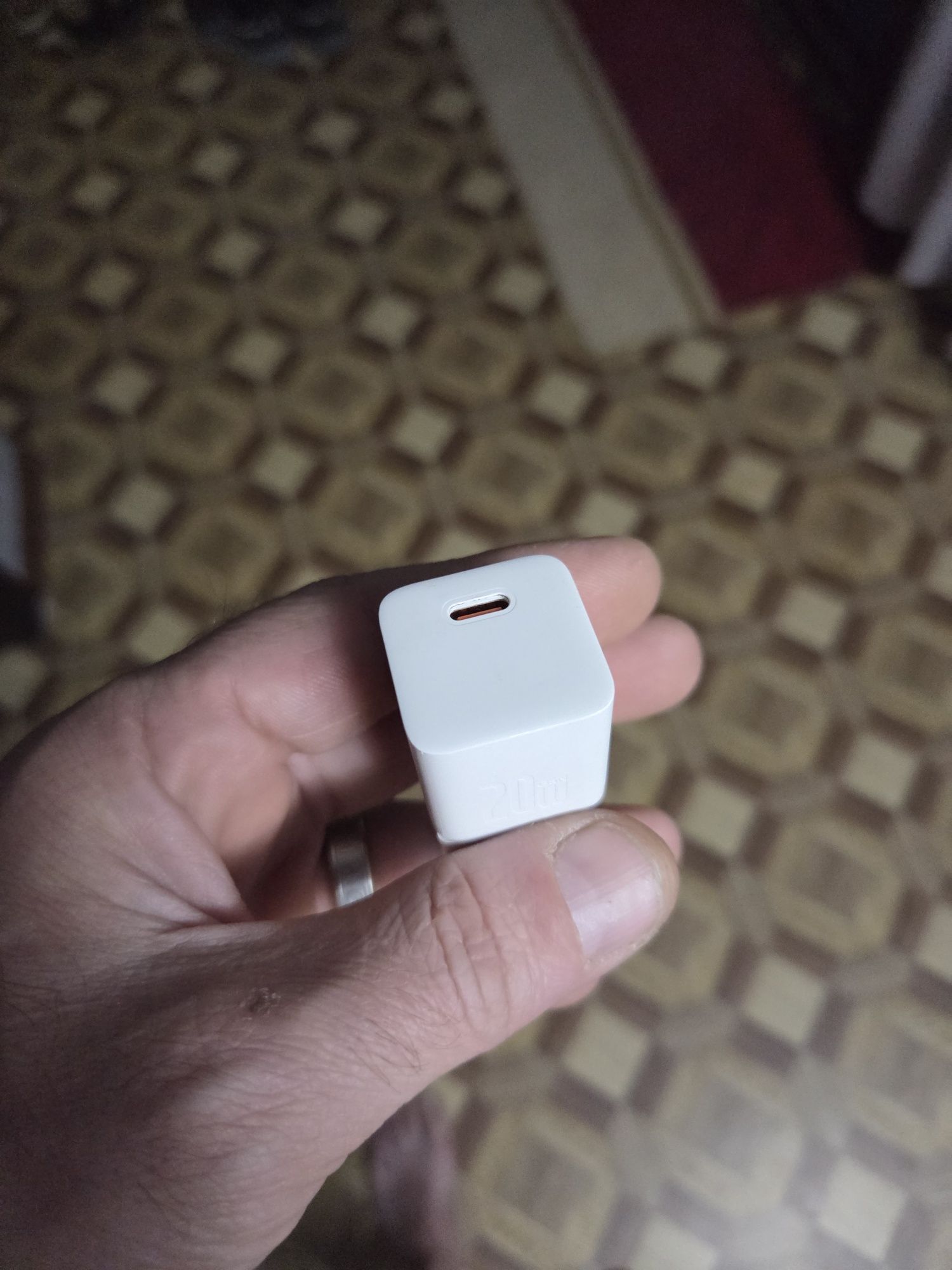 Блок зарядки (Baseus 20w) оригинал, без кабеля.