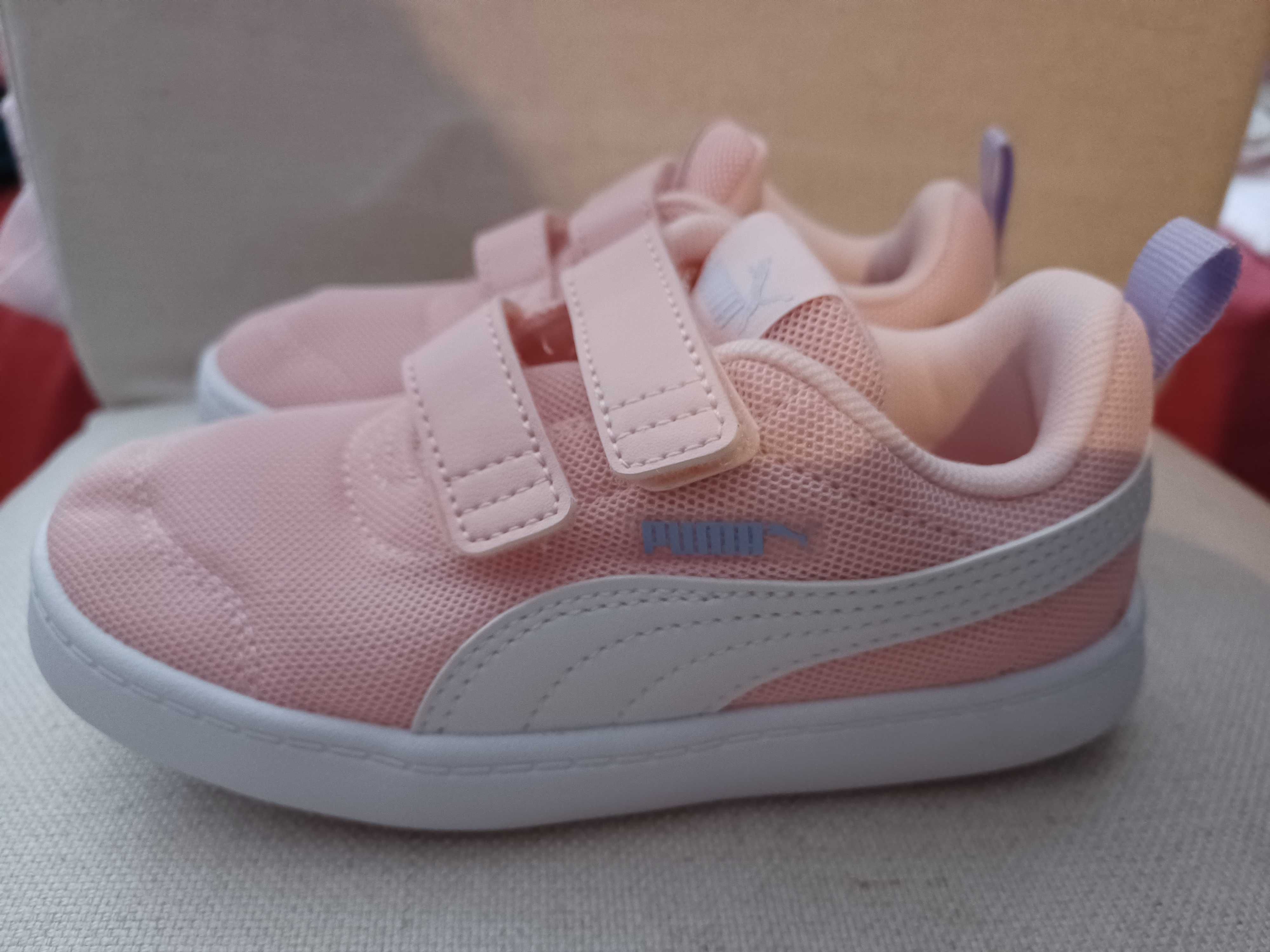 Спортни обувки Puma Courtflex v2 с велкро, Бял, Розова сьомга