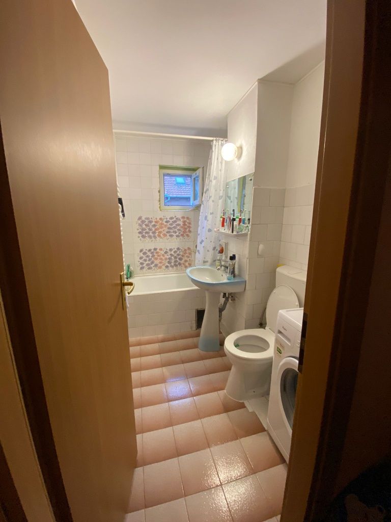 Vand apartament 2 camere zona Aem/Buziasului