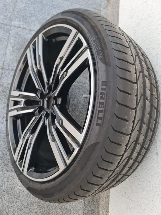 Janta spate 21 BMW 7 G70 i7 X3 G45 M908 5A19DF1 Pirelli 285 35 21