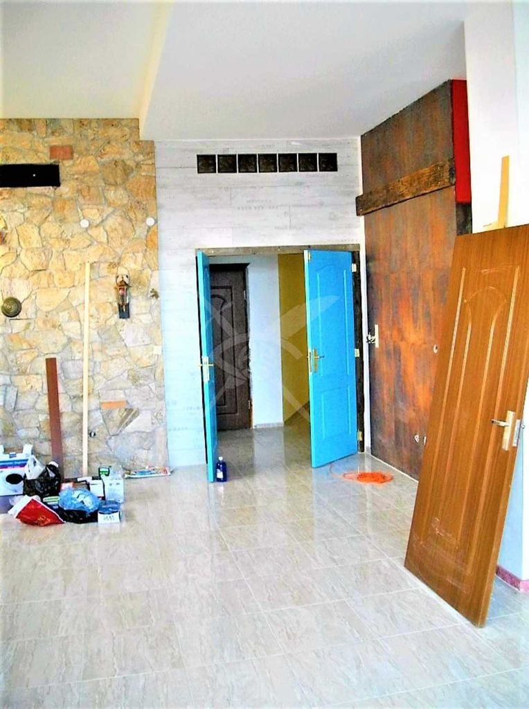 Продава се Многостаен апартамент в Бургас, Сарафово - 233 кв.м за 846 €/кв.м - Снимка #2