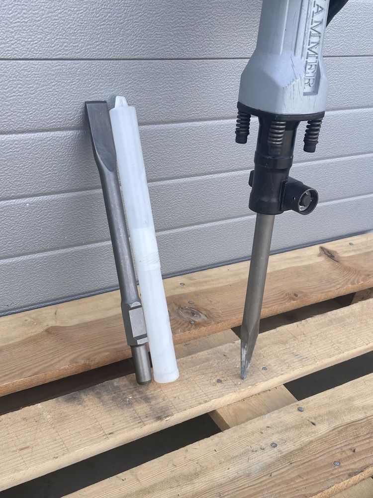 Къртач под наем BOSCH GSH 16-30