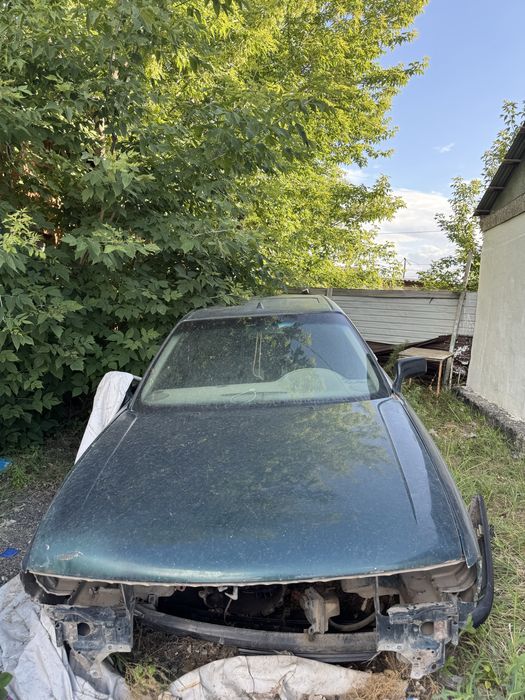 Продам Audi 80 на разбор