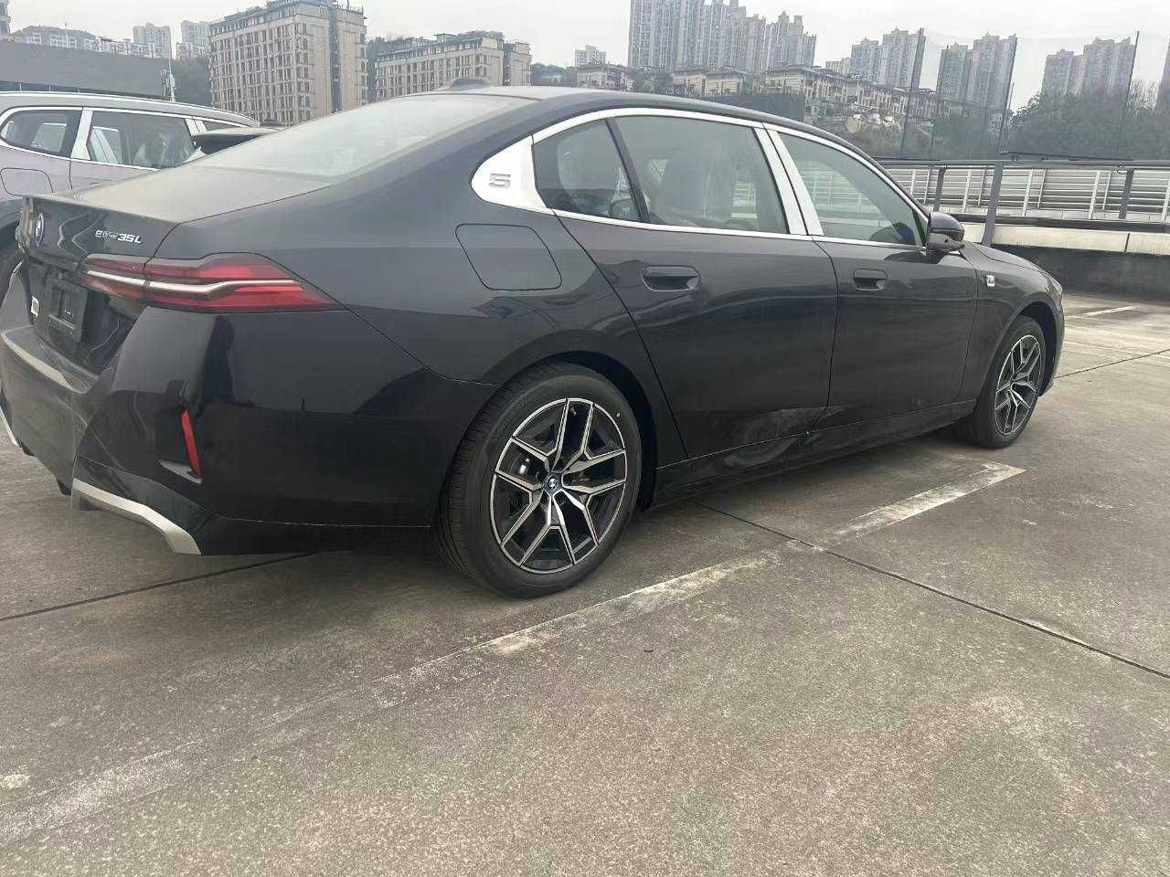 BMW i5 eDrive 35L 2024(В наличии!)