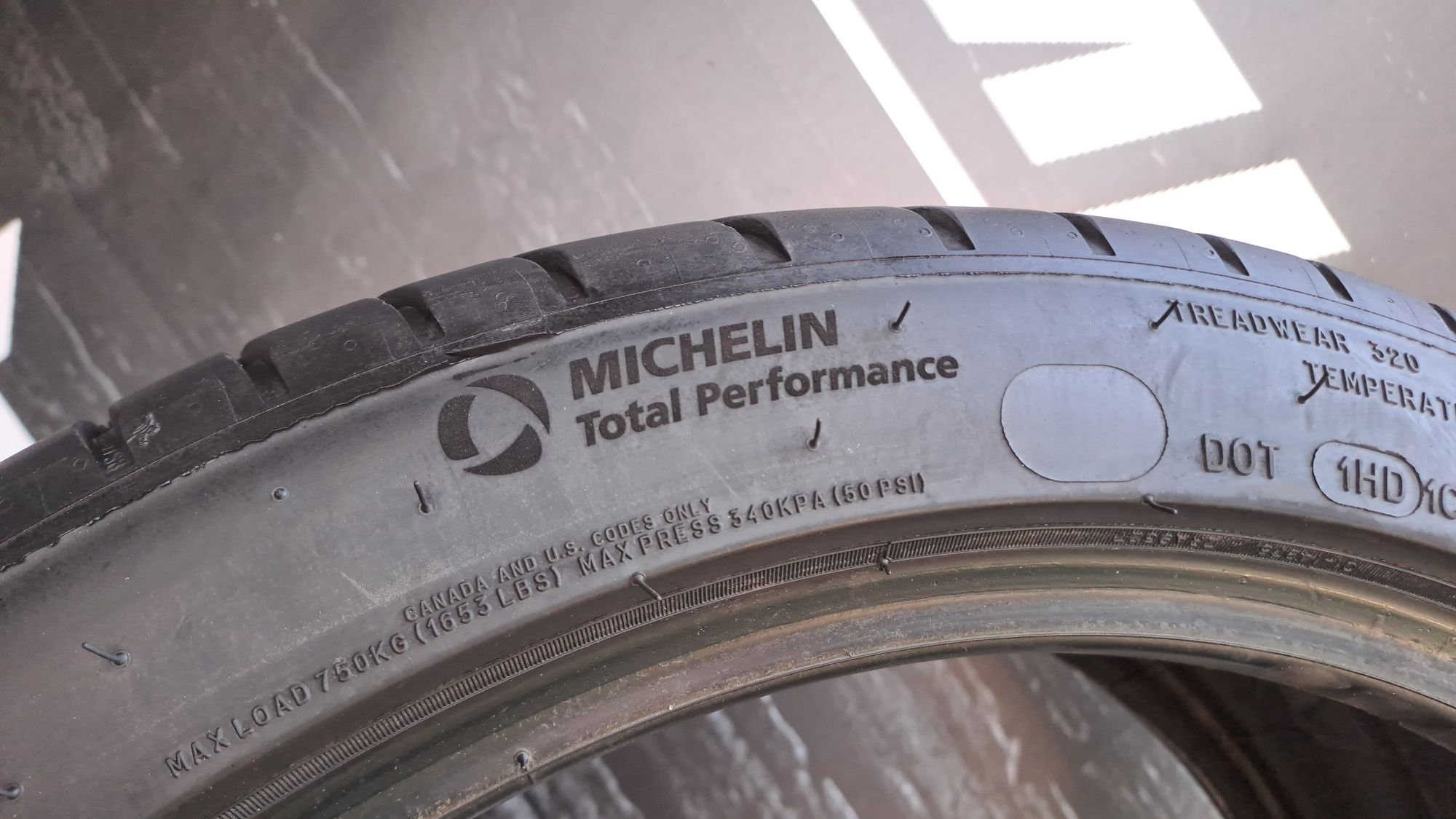 2бр. 2024г. 245/40/19 Michelin Pilot Sport 4ZP