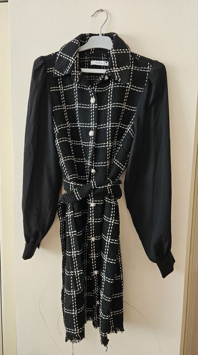 Дамска рокля RESERVED