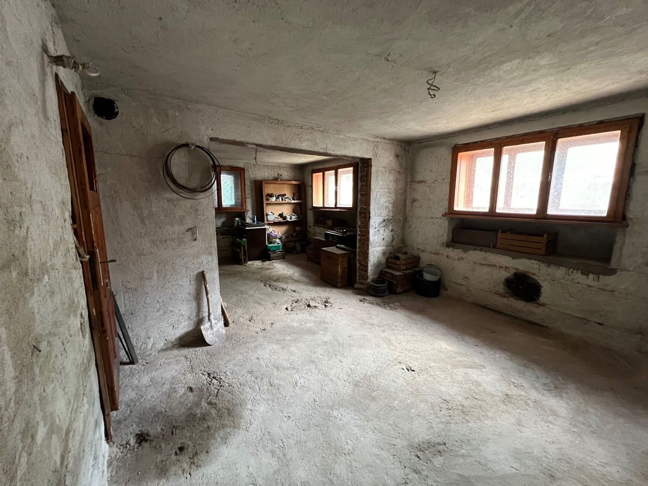 Продава се Къща в Карлово - 218 кв.м за 803 €/кв.м - Снимка #18