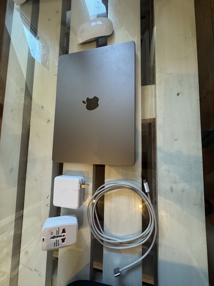 Лаптоп MacBook Pro модел-A2779