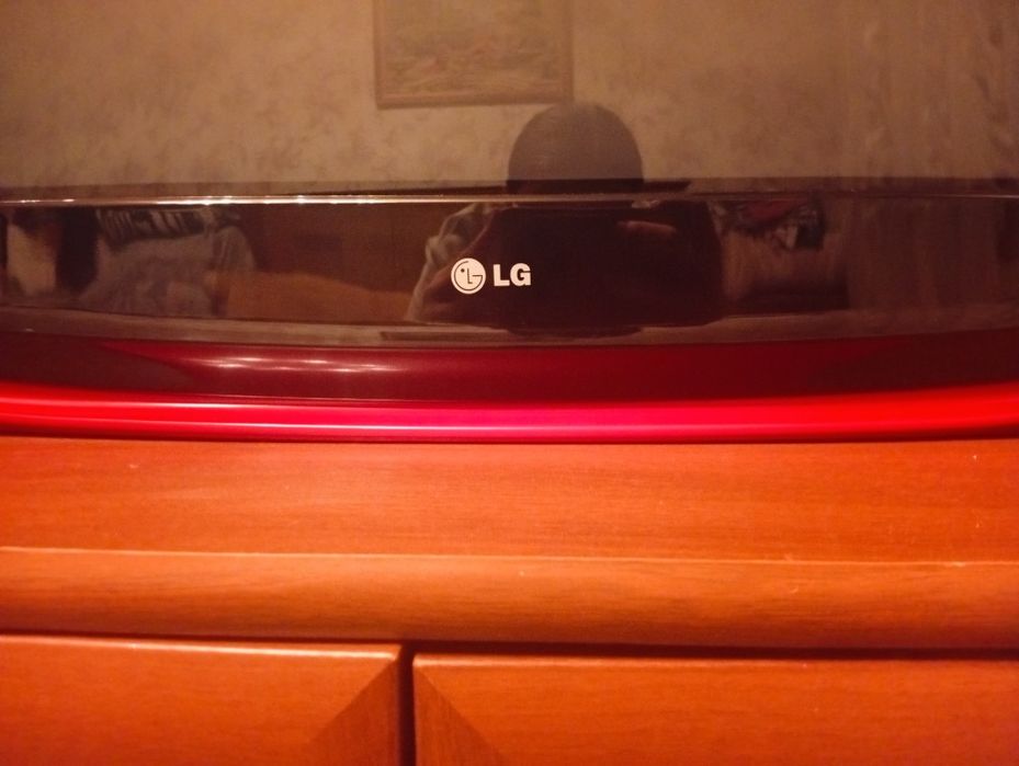 LG телевизор очень хороший прослужил не долго не понадобился