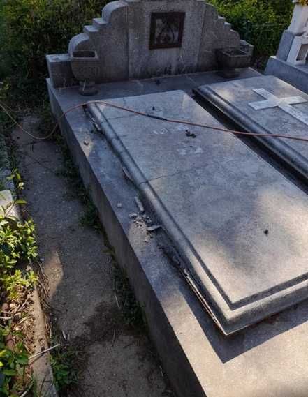 Loc de veci (cripta 3 locuri suprapuse) Buna vestire Bellu