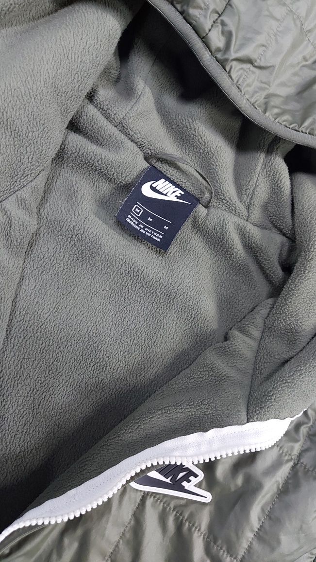Nike мъжко яке с полар S i M  размер