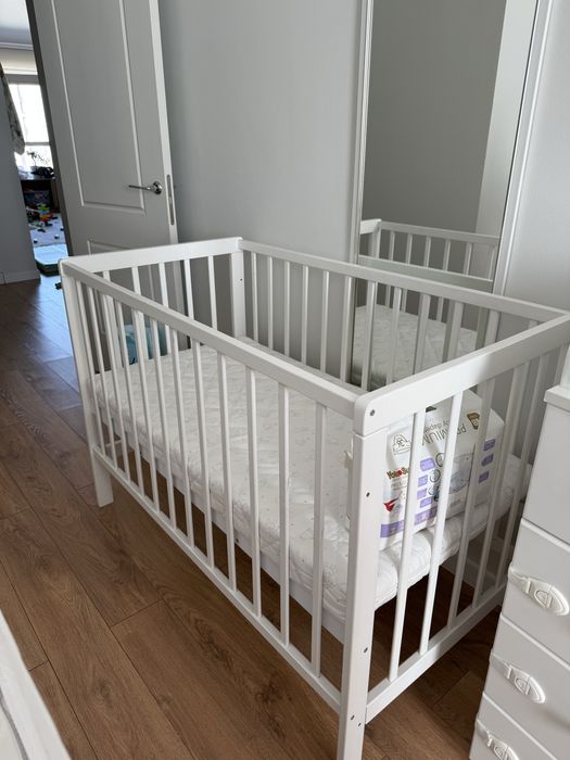 Детская кровать 120/60 + матрас babyton + наматрасник