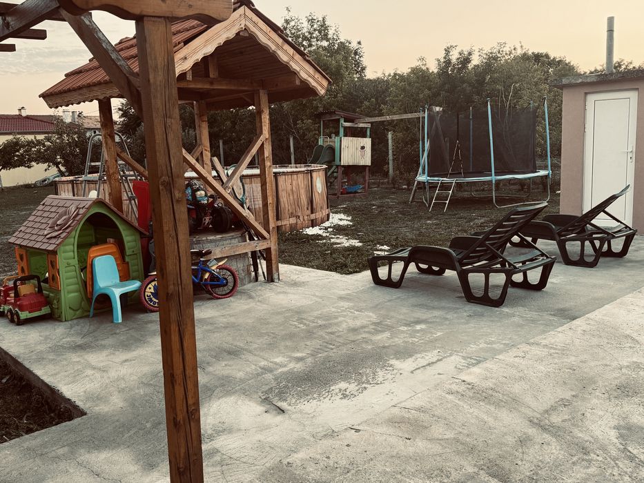 Продавам къща в град Плиска