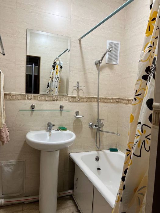 Сдаю свою квартиру,  метро Ойбек, 60шк
