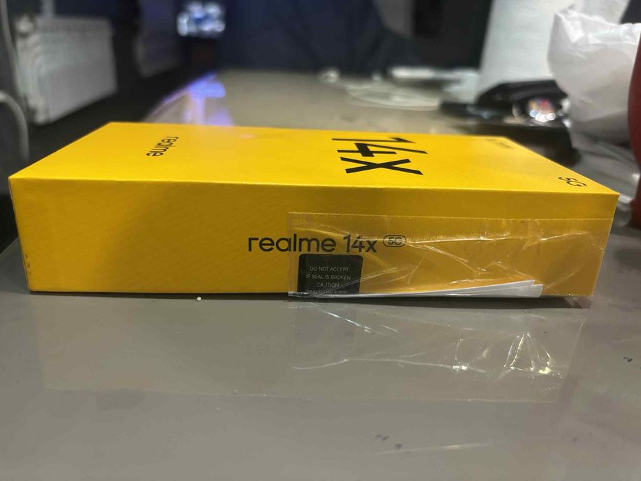 Realme 14x 5G green