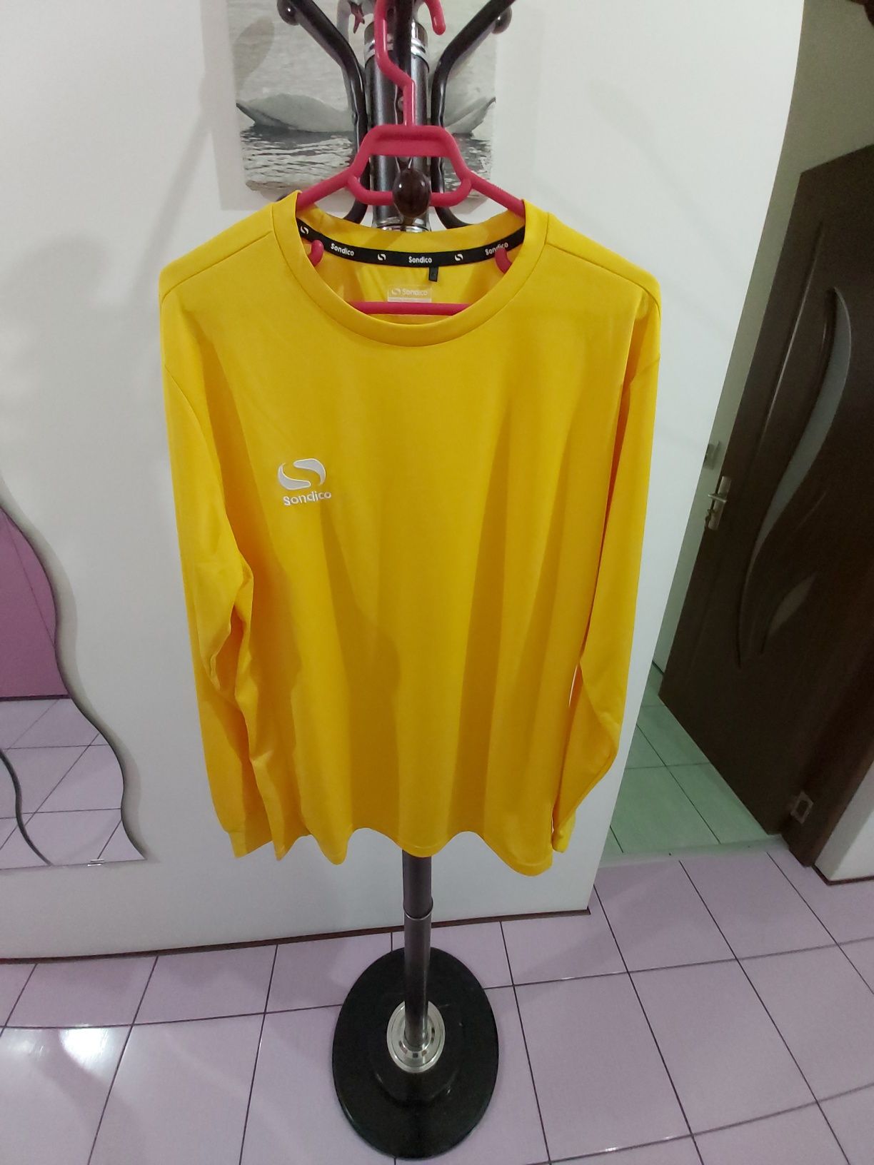 Tricou sport cu maneca lunga, bărbătesc, marca Sondico, mărimea M