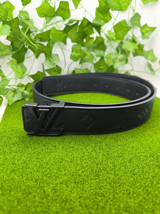 Curea Louis Vuitton neagră