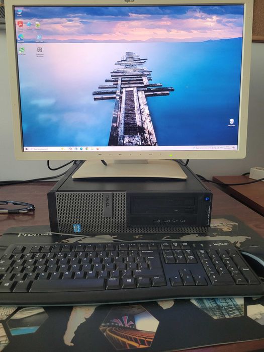 Vand calculator sh DELL Intel i5-3470 cu monitor Fujitsu