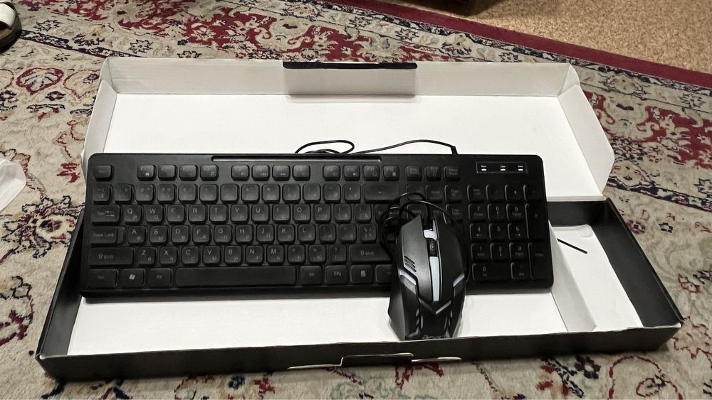 Продаю клаивутуру от Acer