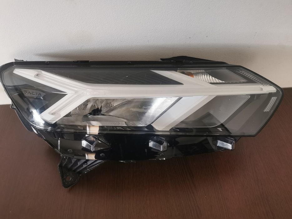 Far dreapta logan /sandero an 2021/2025