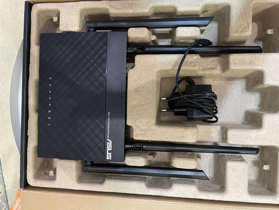 Интернет центр/модем/маршрутищатор Asus