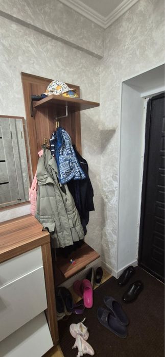 Продам прихожую. В хорошем состоянии.