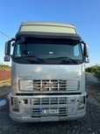 Cap Tractor Volvo FH 440 Mega