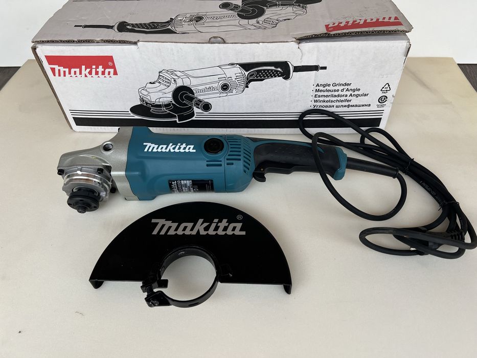 Болгарка Makita GA9050