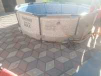 Vând Piscina exterioara