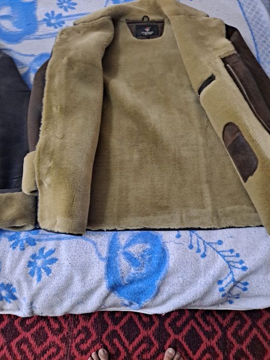 Дублёнки мужские размеры 2XL, 4XL, состояние новое.