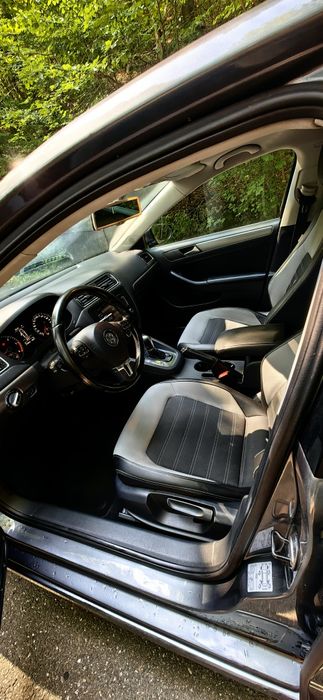 VW JETTA 2014 1.6 diesel automata