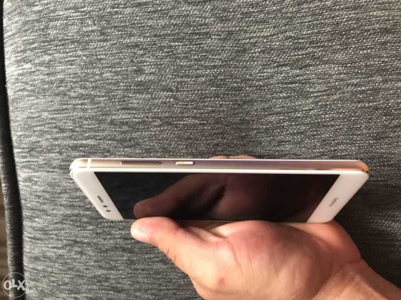 Запазен Huawei P10 Lite