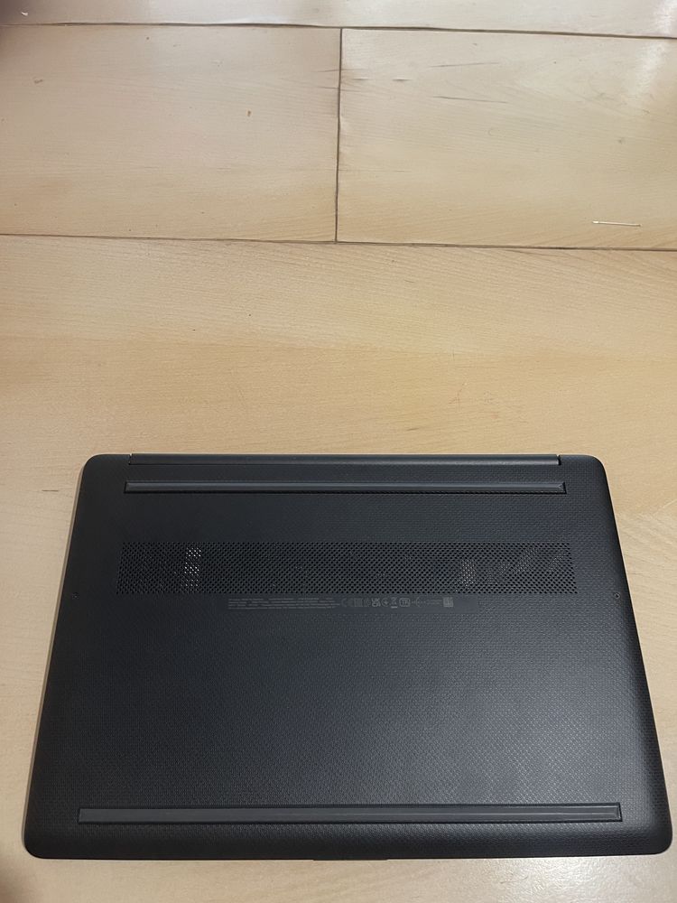 HP 250 G8 Intel Core i3-1125G4 8 GB DDR4 RAM 512 GB NVMe SSD