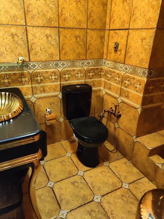 Срочно! Максим Горький, метро Буюк Ипак Йули, 4 комнатная