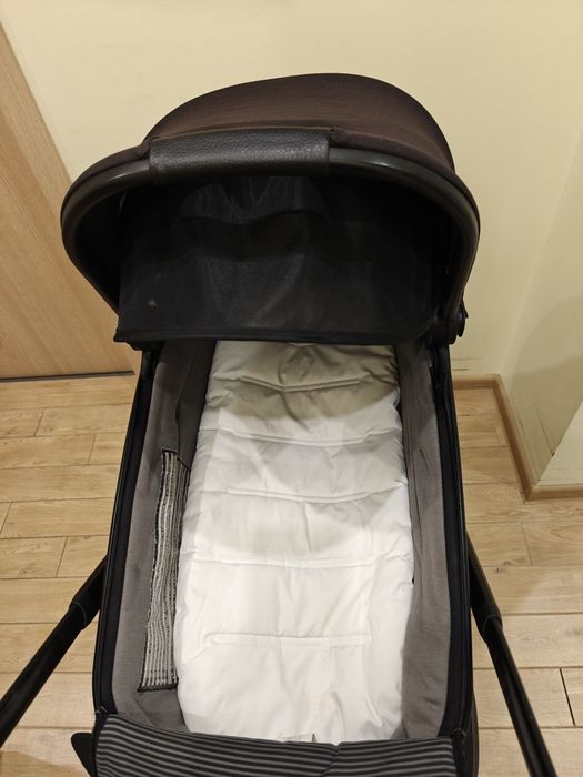 Maxi Cosi Lila CP Black/Gray