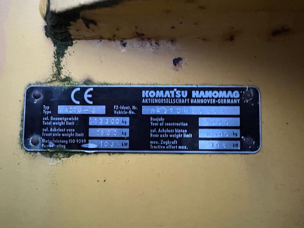 Dezmembrez incarcator frontal KOMATSU WA270 - 1999