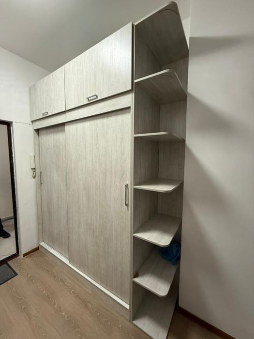 Отдадим за 30 000 тенге шкаф в хорошем состоянии