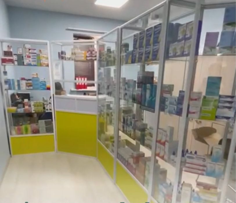 Стеллажи / оборудование для аптеки